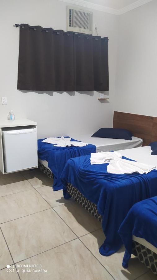 Pousada Quarto Com Frigobar,Ar E Garagem Gratuita Апаресида Экстерьер фото